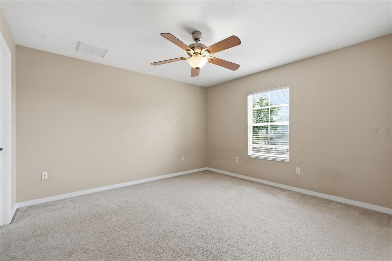 CONCORD STATION PH 01 UNITS A & B - Residential