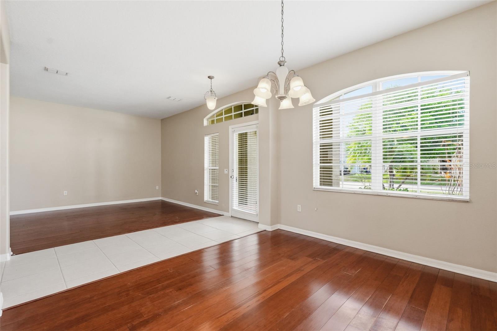 CONCORD STATION PH 01 UNITS A & B - Residential