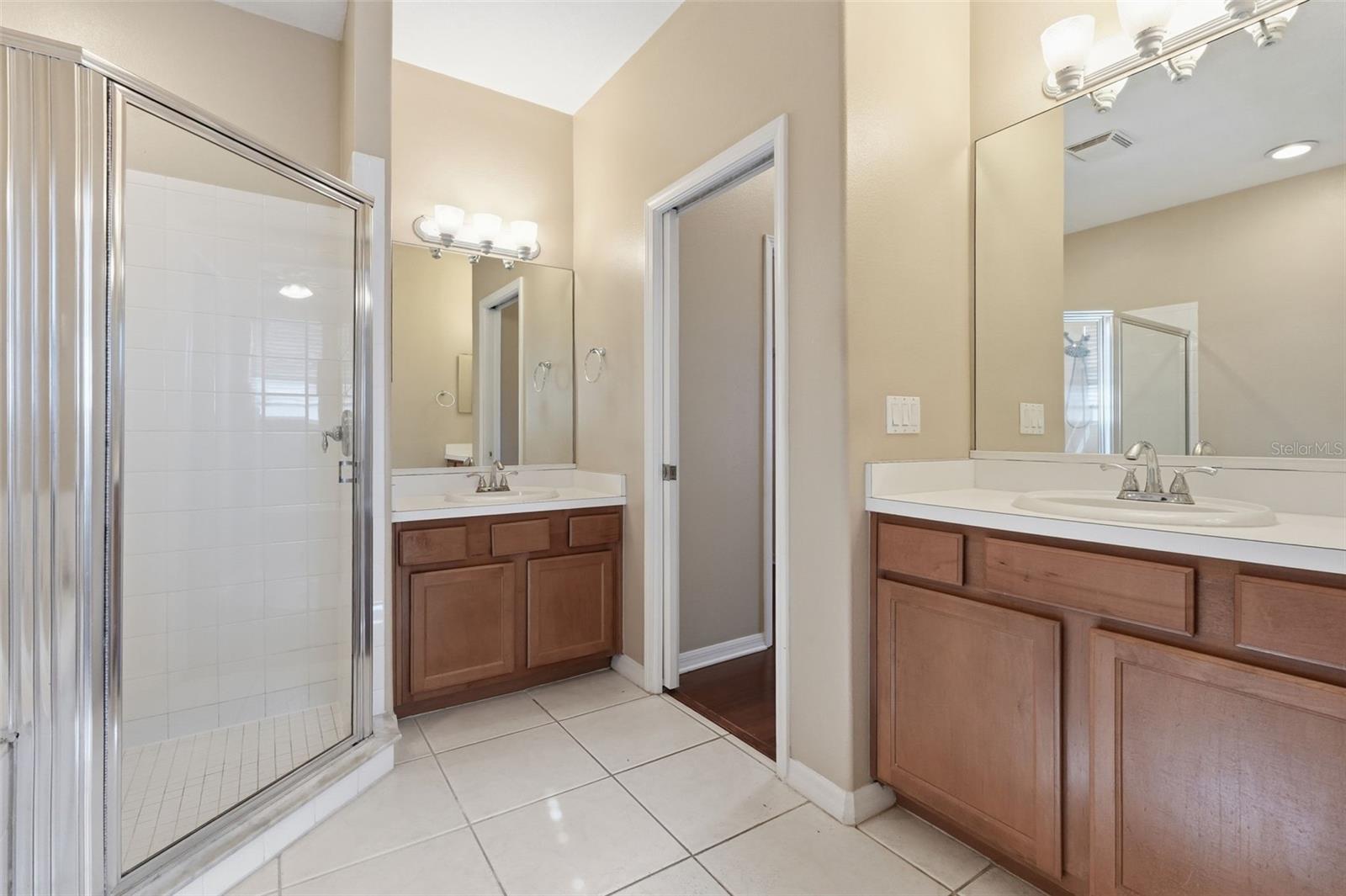 CONCORD STATION PH 01 UNITS A & B - Residential