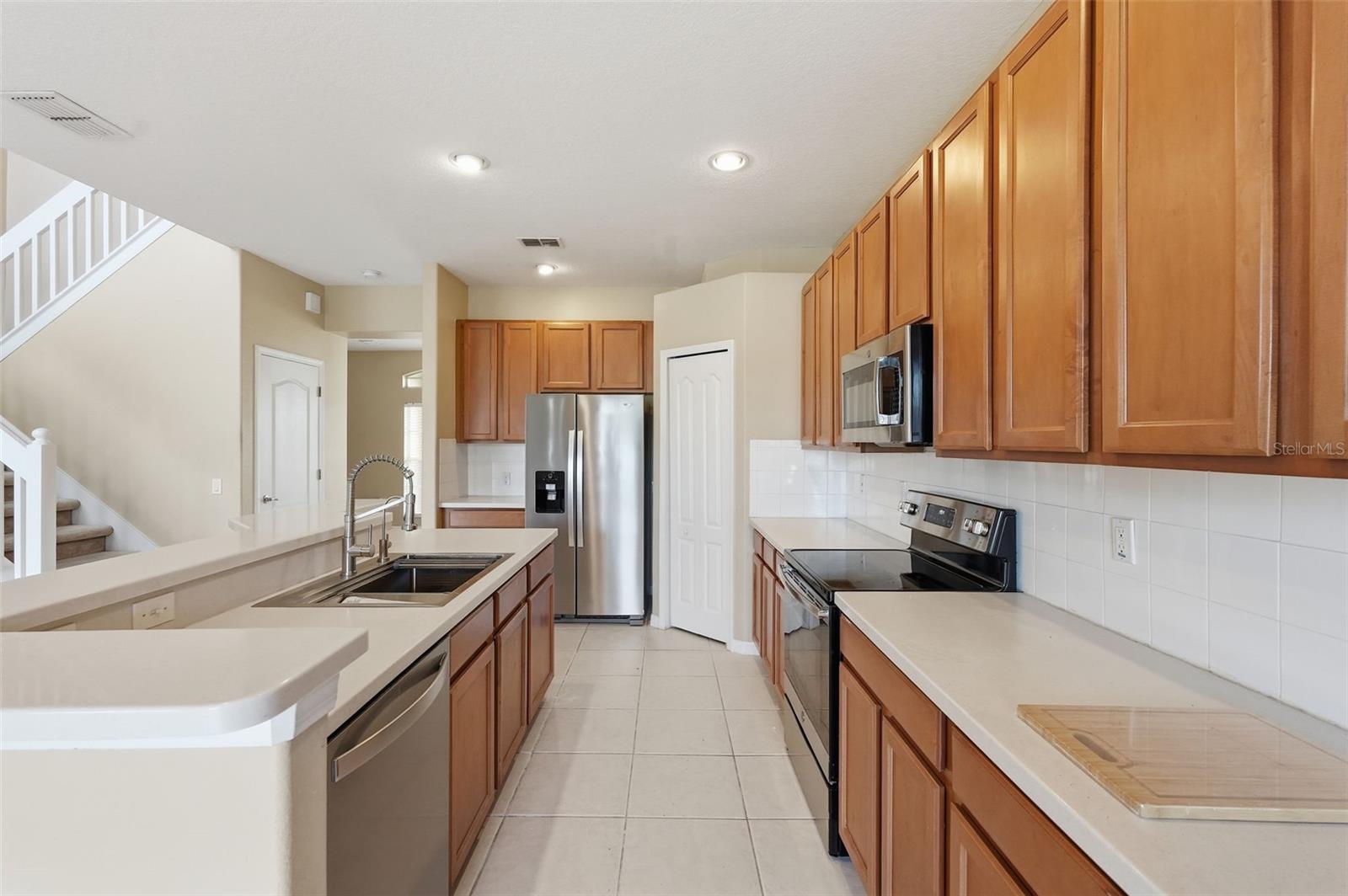 CONCORD STATION PH 01 UNITS A & B - Residential