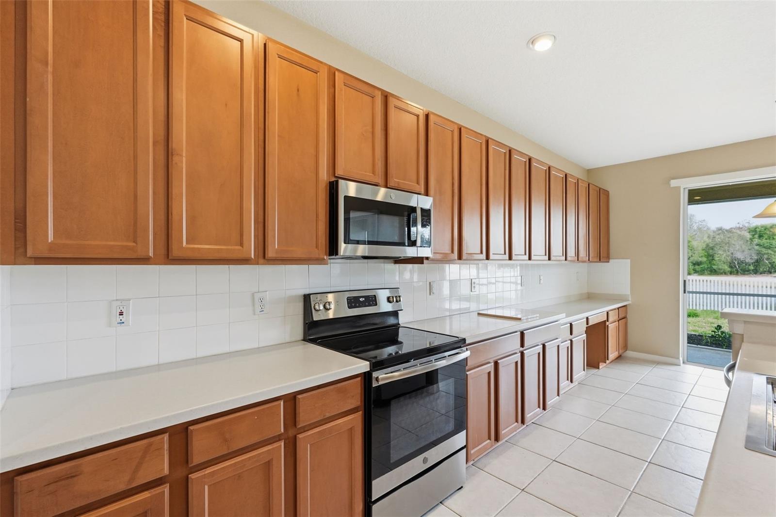 CONCORD STATION PH 01 UNITS A & B - Residential