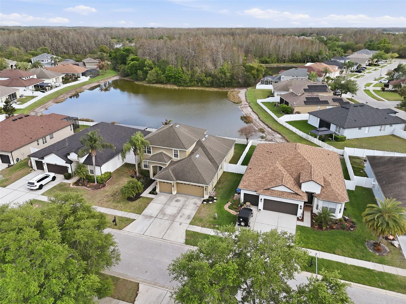 CONCORD STATION PH 01 UNITS A & B - Residential