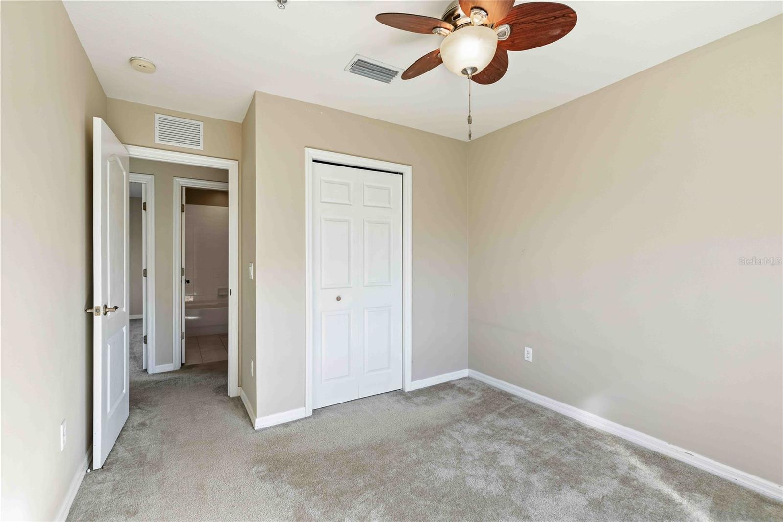 STONEYWOOD COVE - Residential