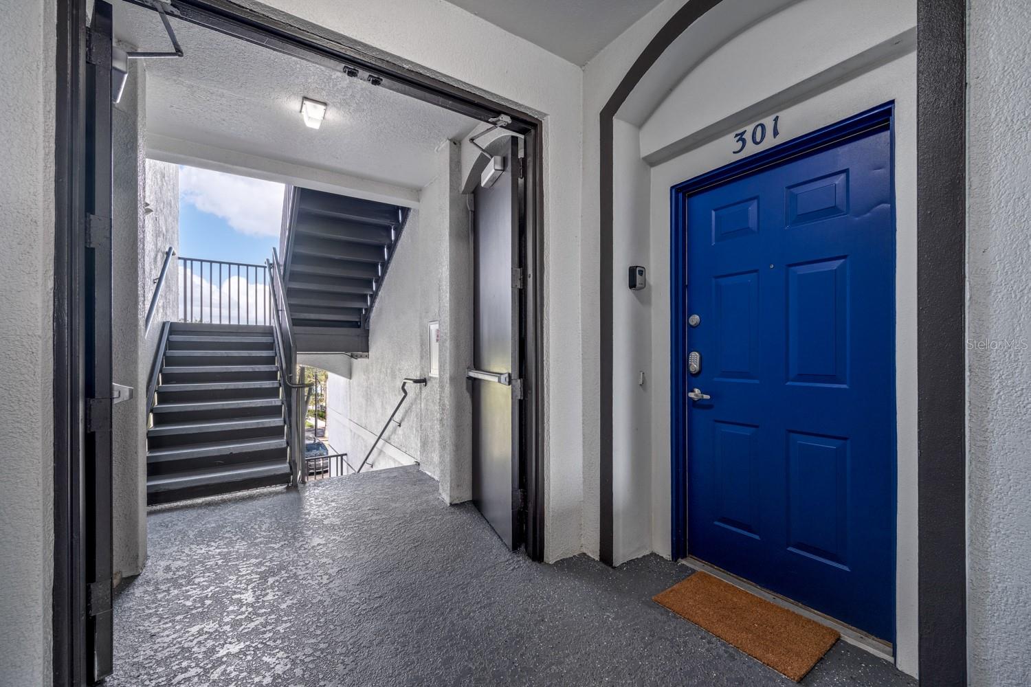 4114 BREAKVIEW DRIVE 30102