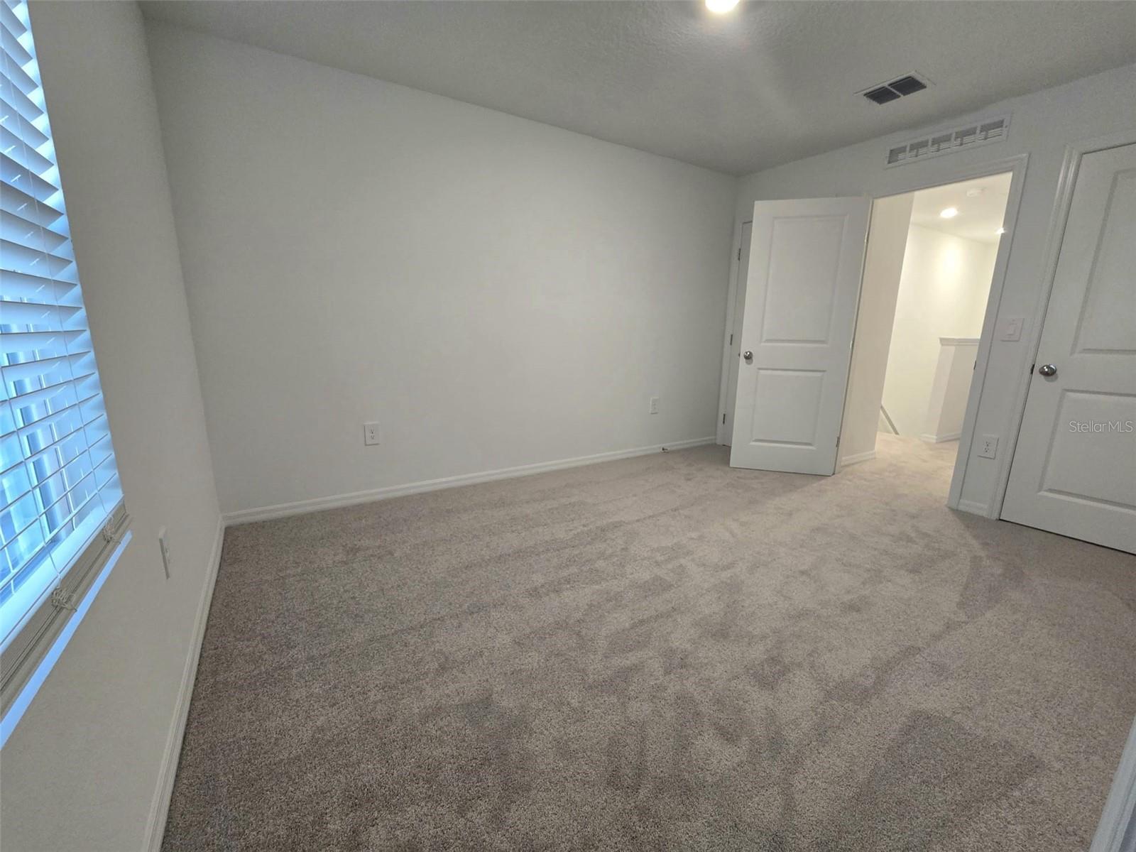 THE TOWNS AT FIRETHORN - Residential Lease