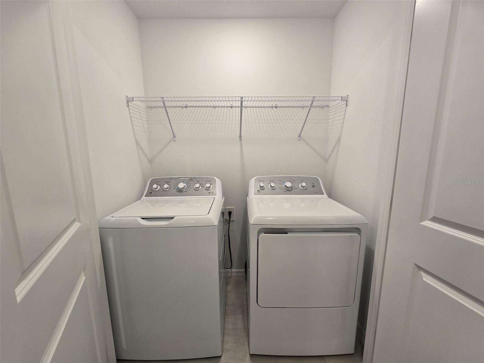 THE TOWNS AT FIRETHORN - Residential Lease