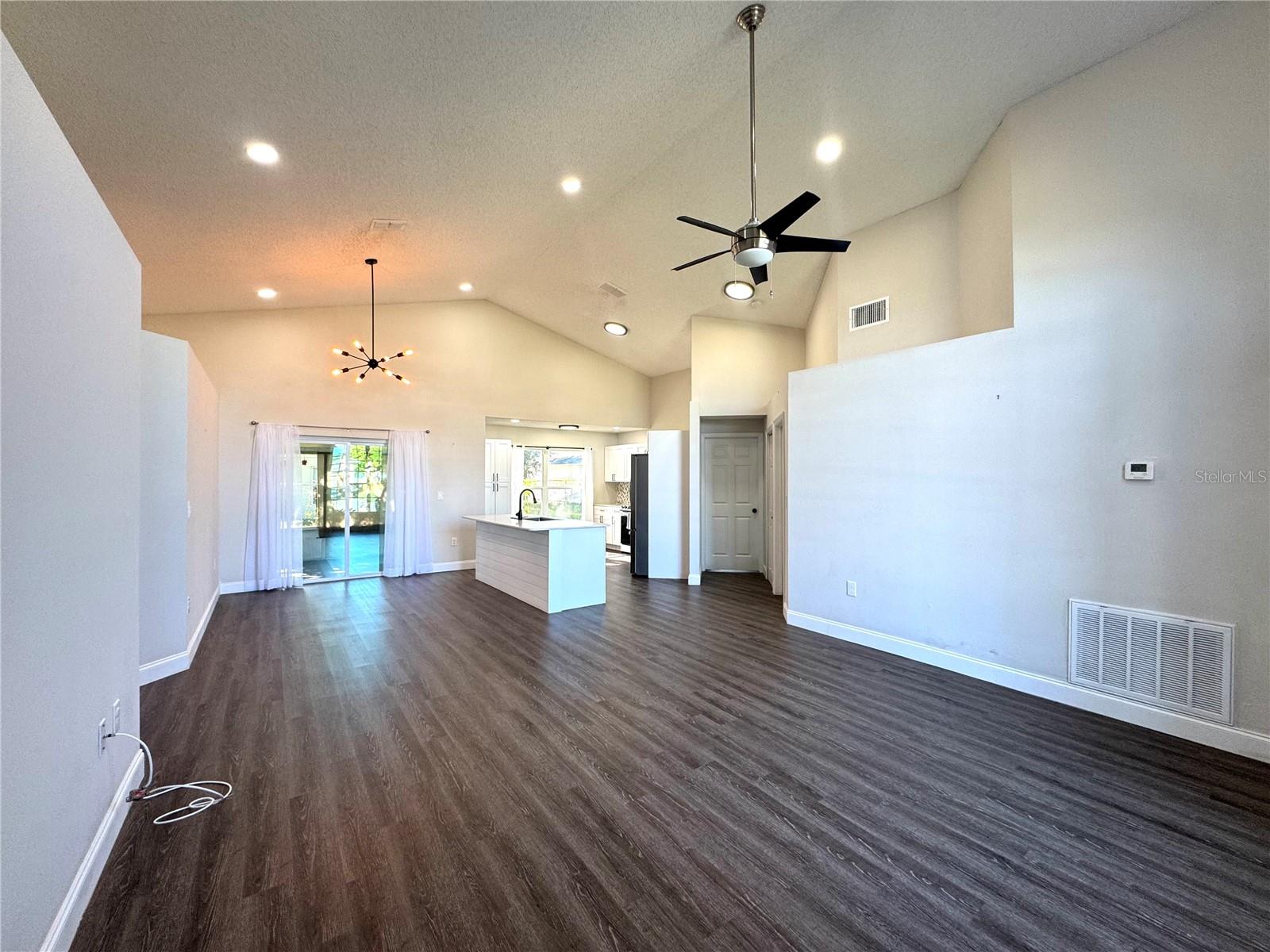 POINCIANA NBRHD 05 NORTH VILLAGE 03 - Residential Lease