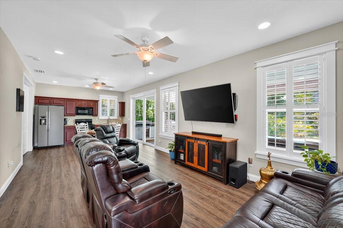 BOSTWICK PARK - Residential