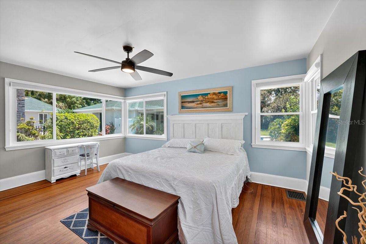 BOSTWICK PARK - Residential