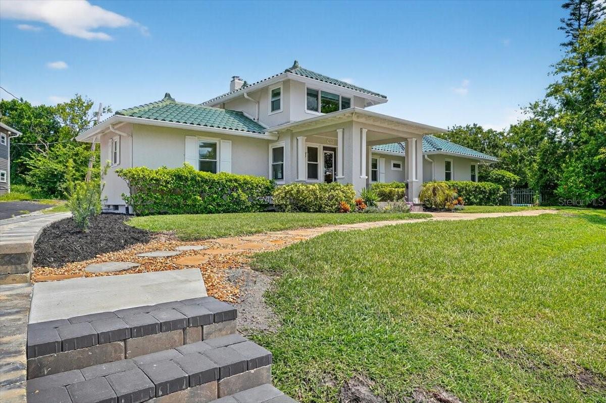 BOSTWICK PARK - Residential