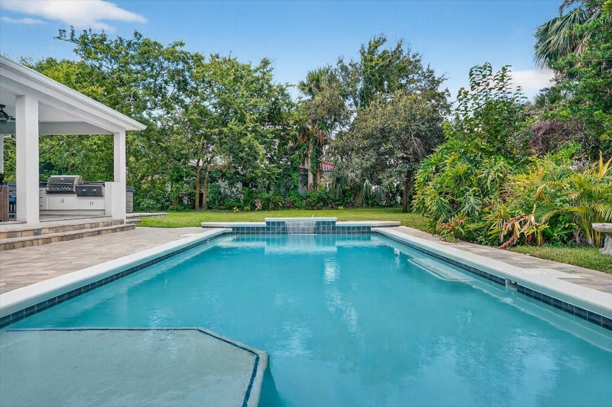 BOSTWICK PARK - Residential
