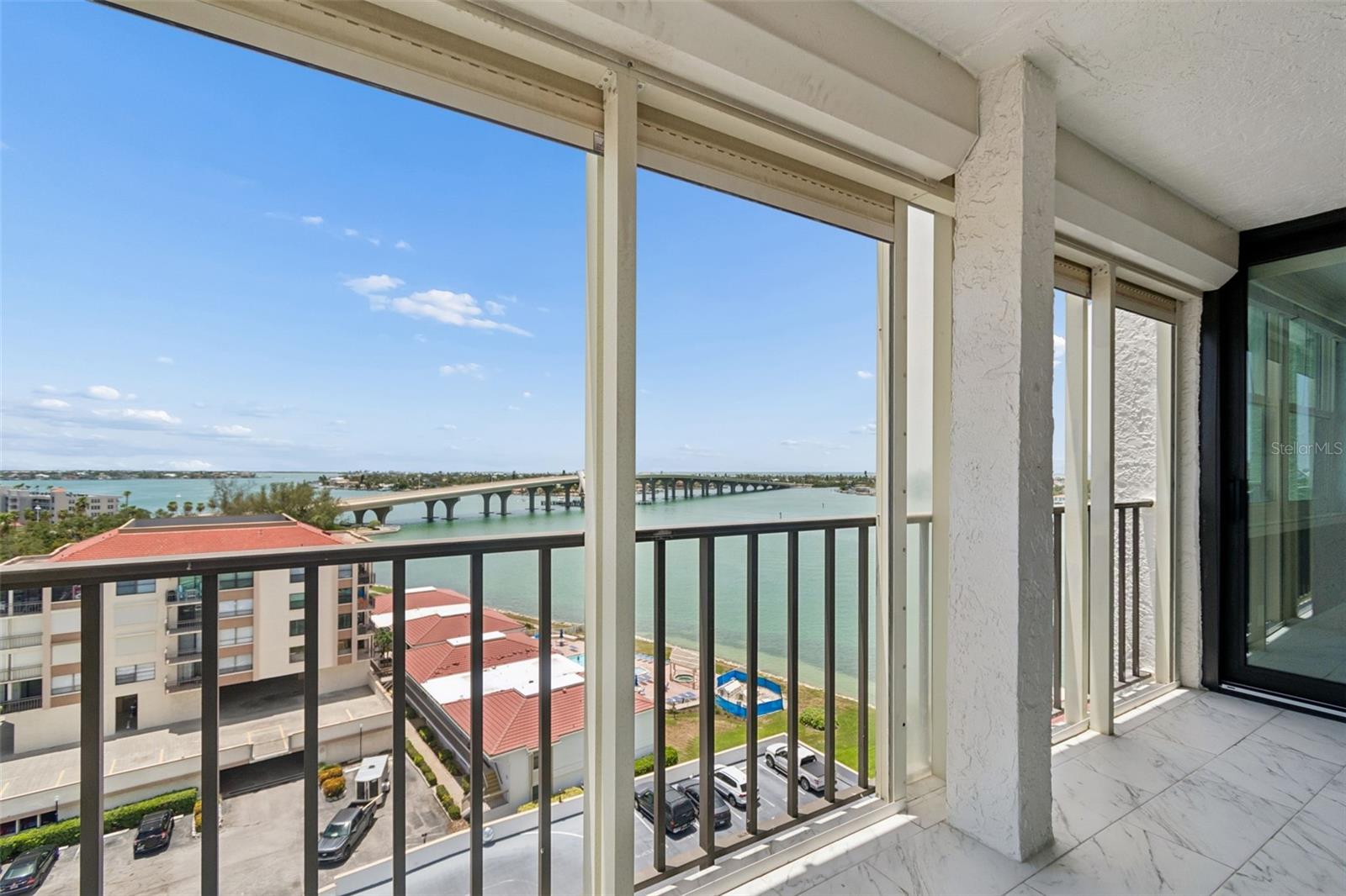 6265 SUN BOULEVARD 1004