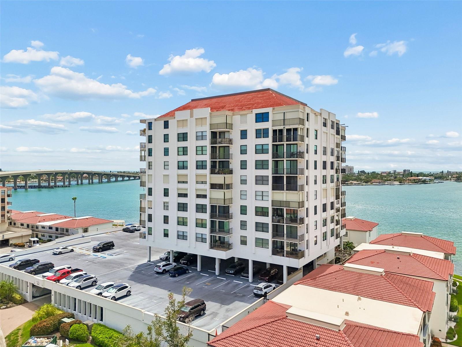 6265 SUN BOULEVARD 1004