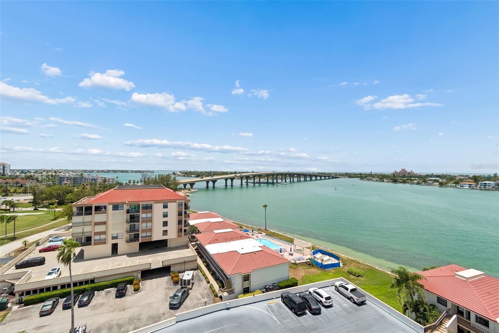 6265 SUN BOULEVARD 1004