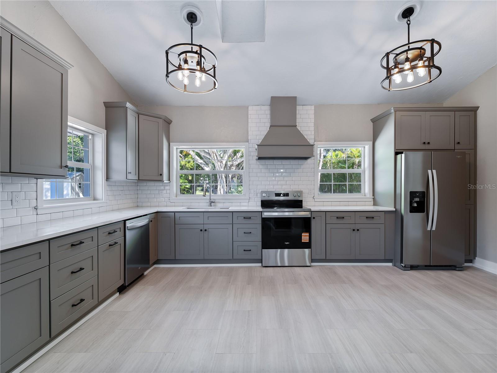 CHARLAU CHANNELS - Residential