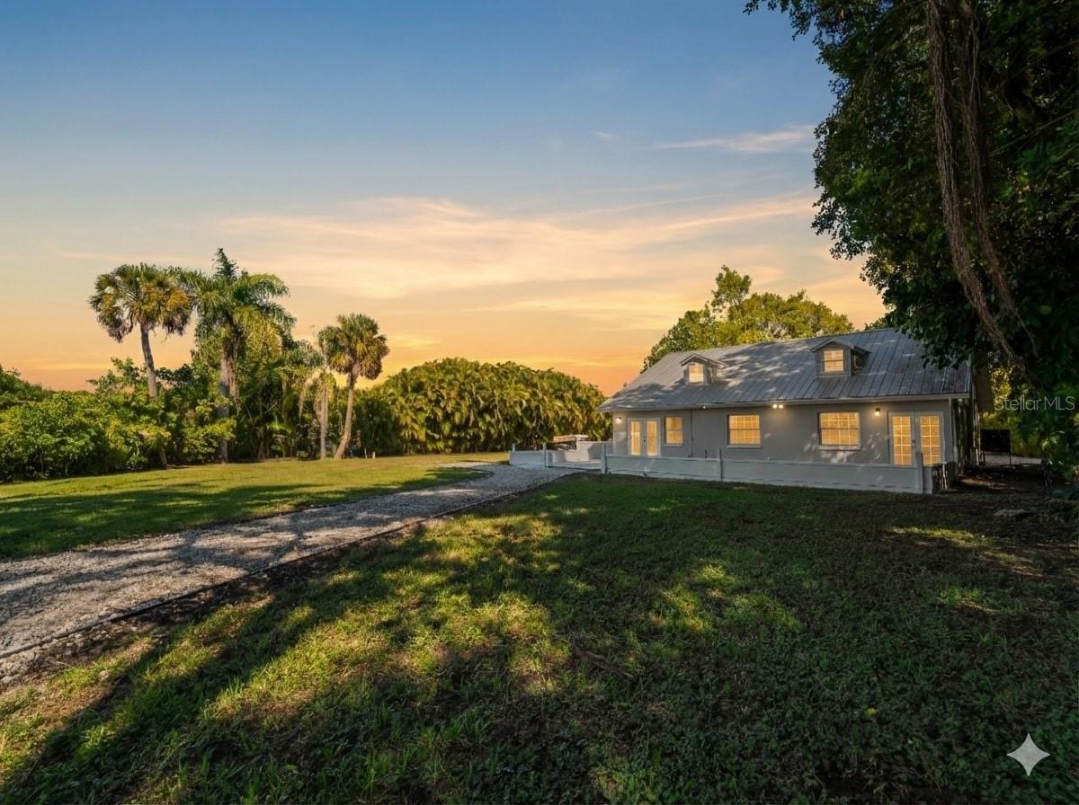 CHARLAU CHANNELS - Residential