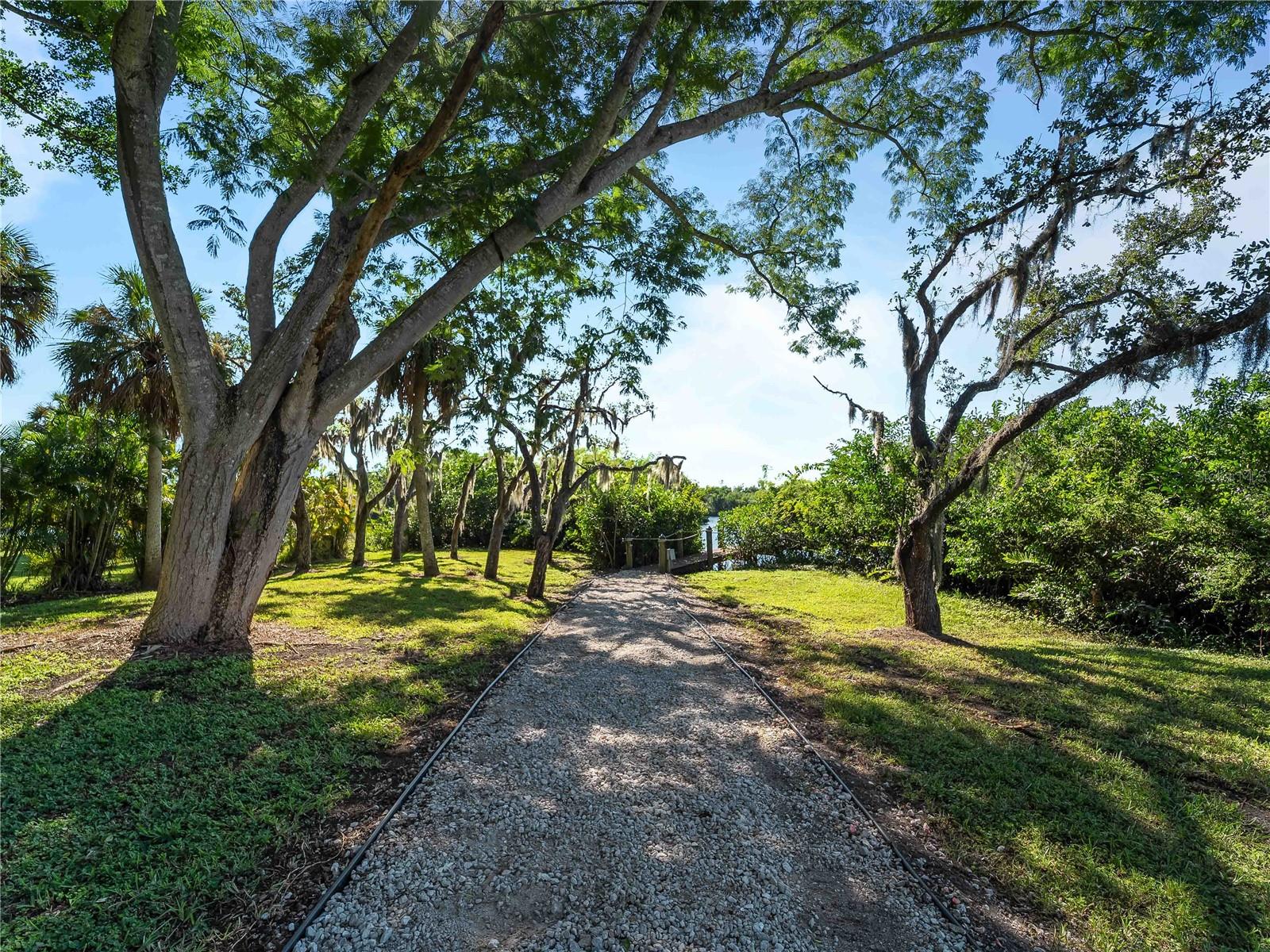 CHARLAU CHANNELS - Residential