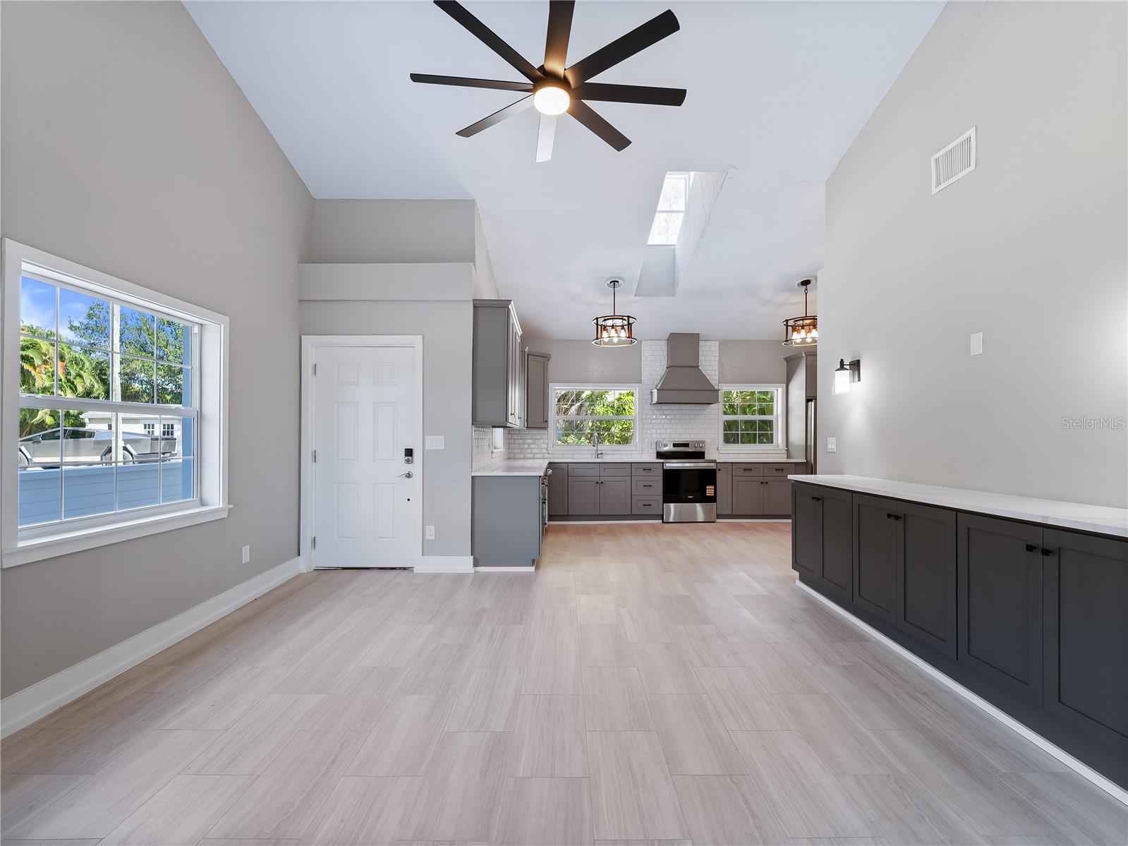 CHARLAU CHANNELS - Residential