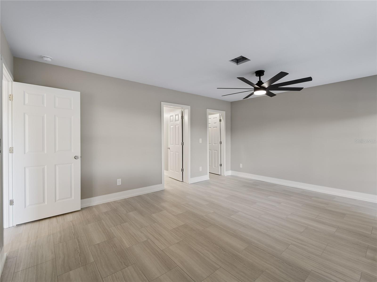 CHARLAU CHANNELS - Residential