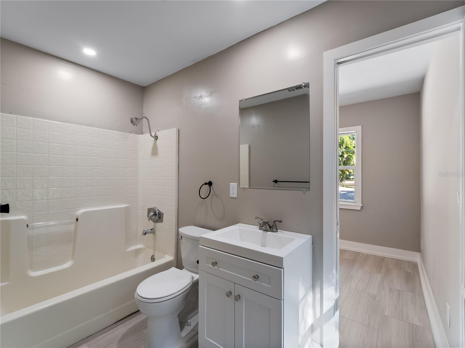 CHARLAU CHANNELS - Residential