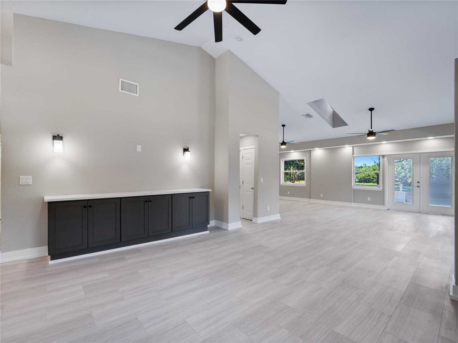 CHARLAU CHANNELS - Residential