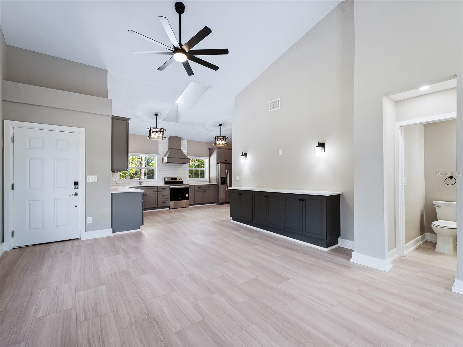 CHARLAU CHANNELS - Residential