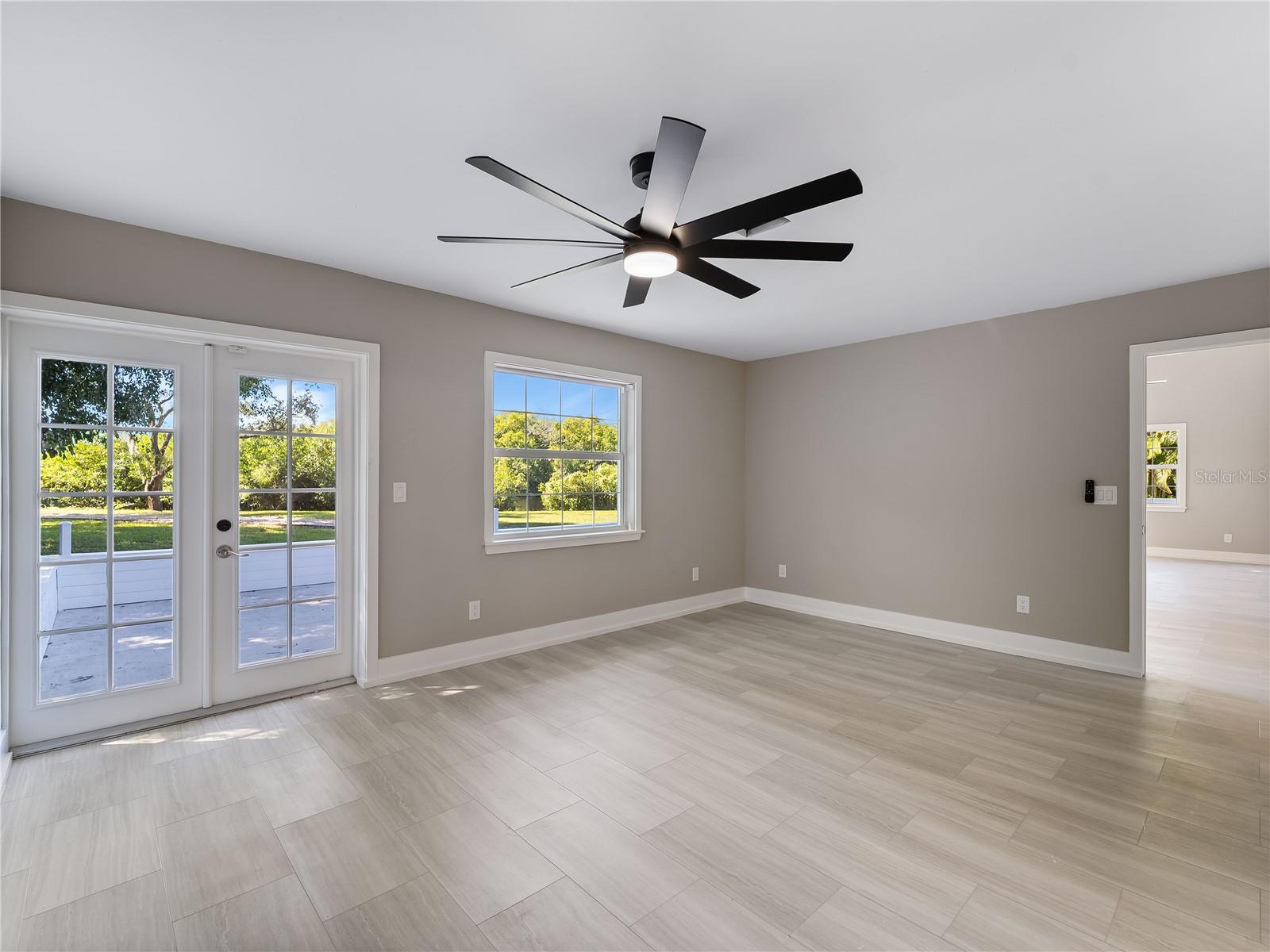 CHARLAU CHANNELS - Residential