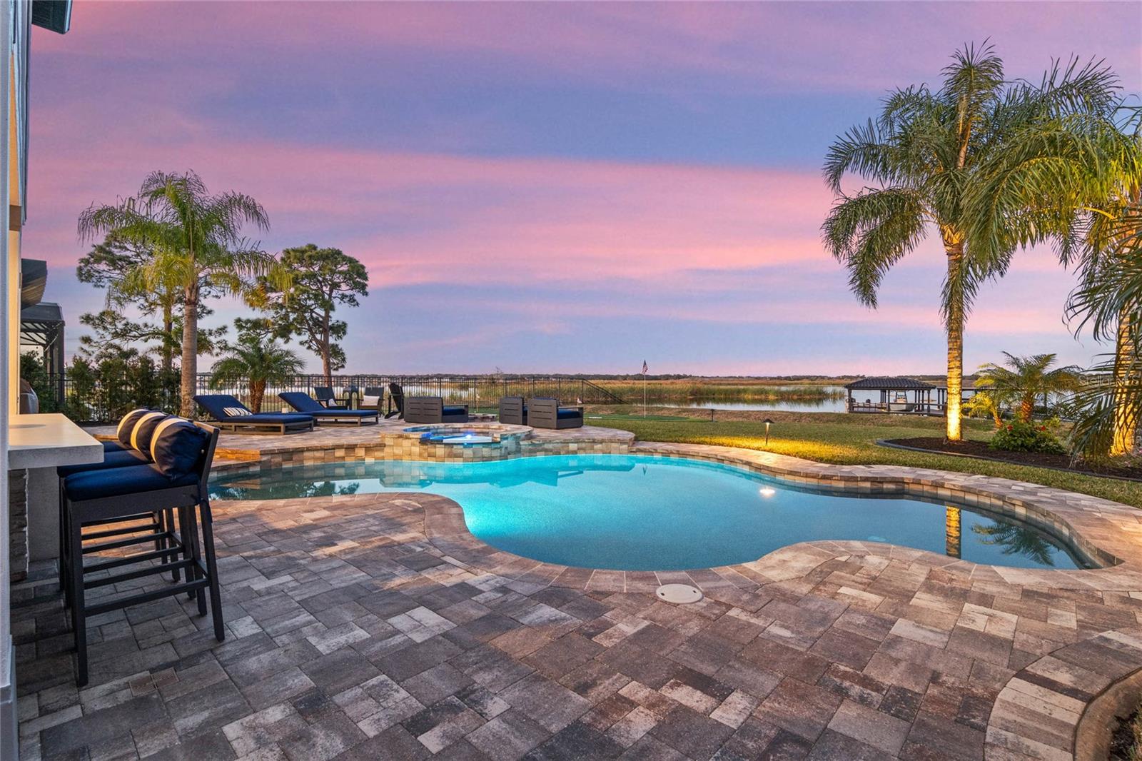 HICKORY HAMMOCK - Residential