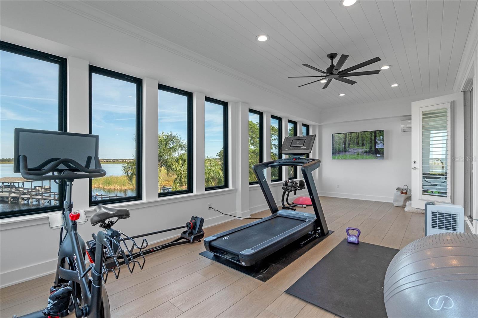 HICKORY HAMMOCK - Residential