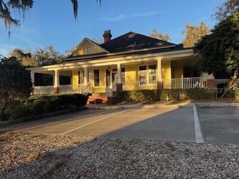 Photo of 11294 N Us Highway 301, Oxford, FL 34484 (MLS # G5108795)