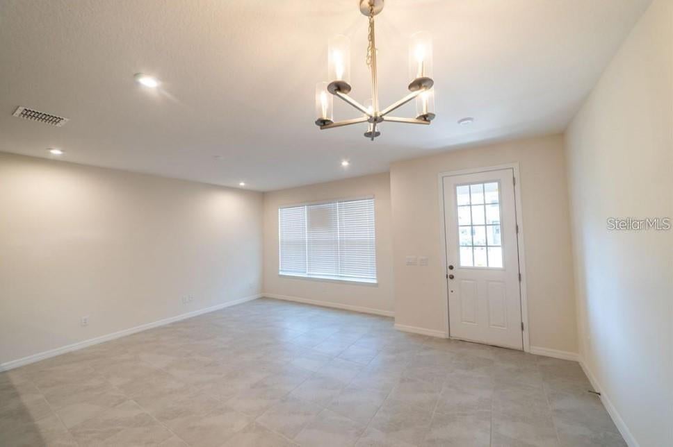 8860 HERENCIA ALLEY