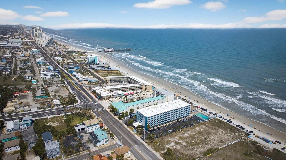 FOUNTAIN BEACH RESORT CONDO - Residential