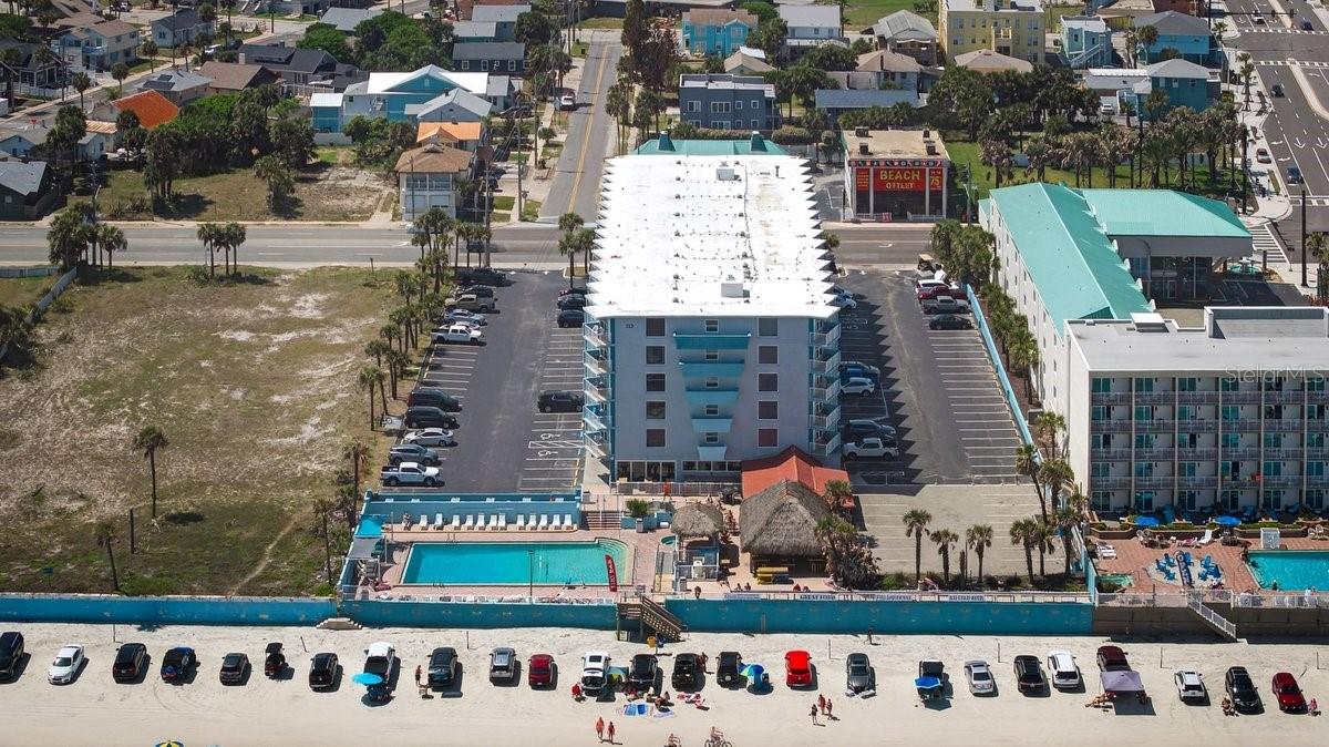 FOUNTAIN BEACH RESORT CONDO - Residential