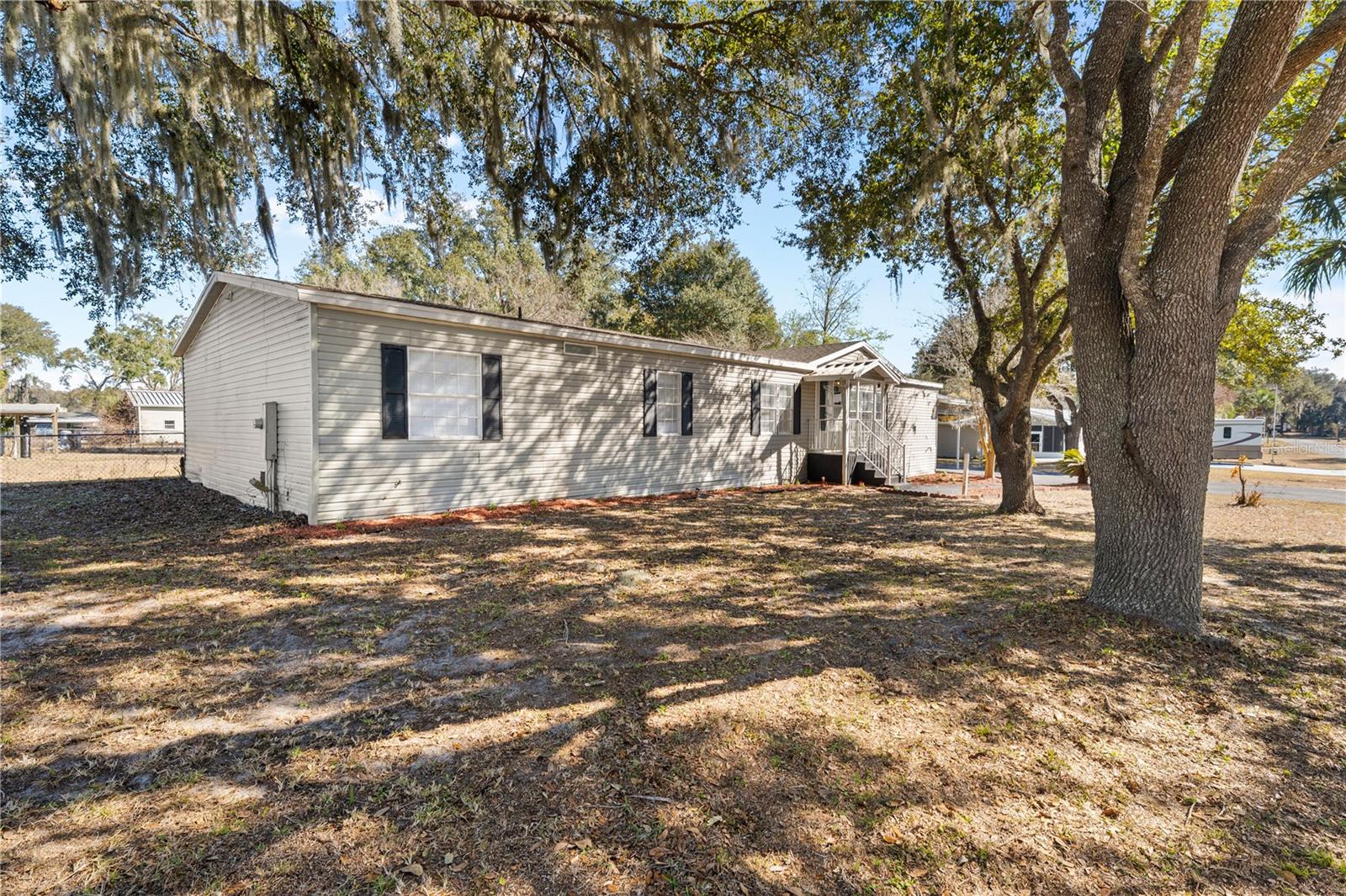 PELICAN ISLE ESTATES - Residential