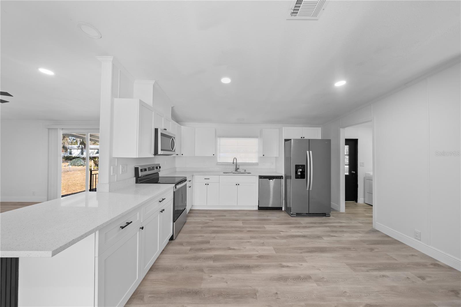 PELICAN ISLE ESTATES - Residential