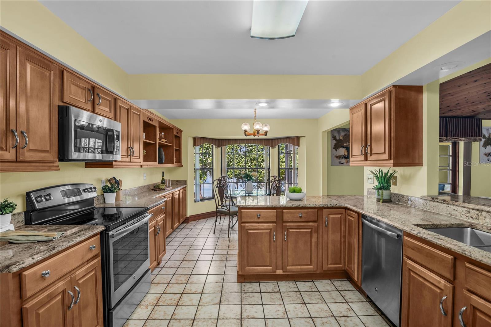 MAITLAND COVE - Residential