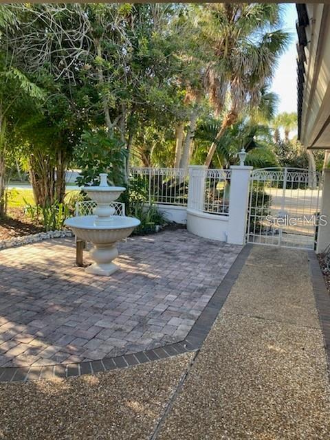 4839 PRIMROSE PATH