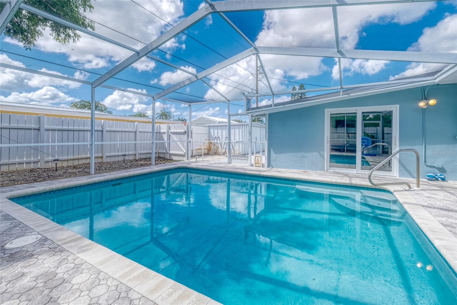 BAY PINES ESTATES - Residential Lease