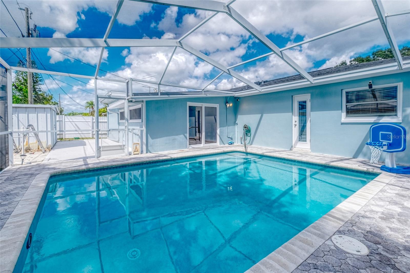 BAY PINES ESTATES - Residential Lease