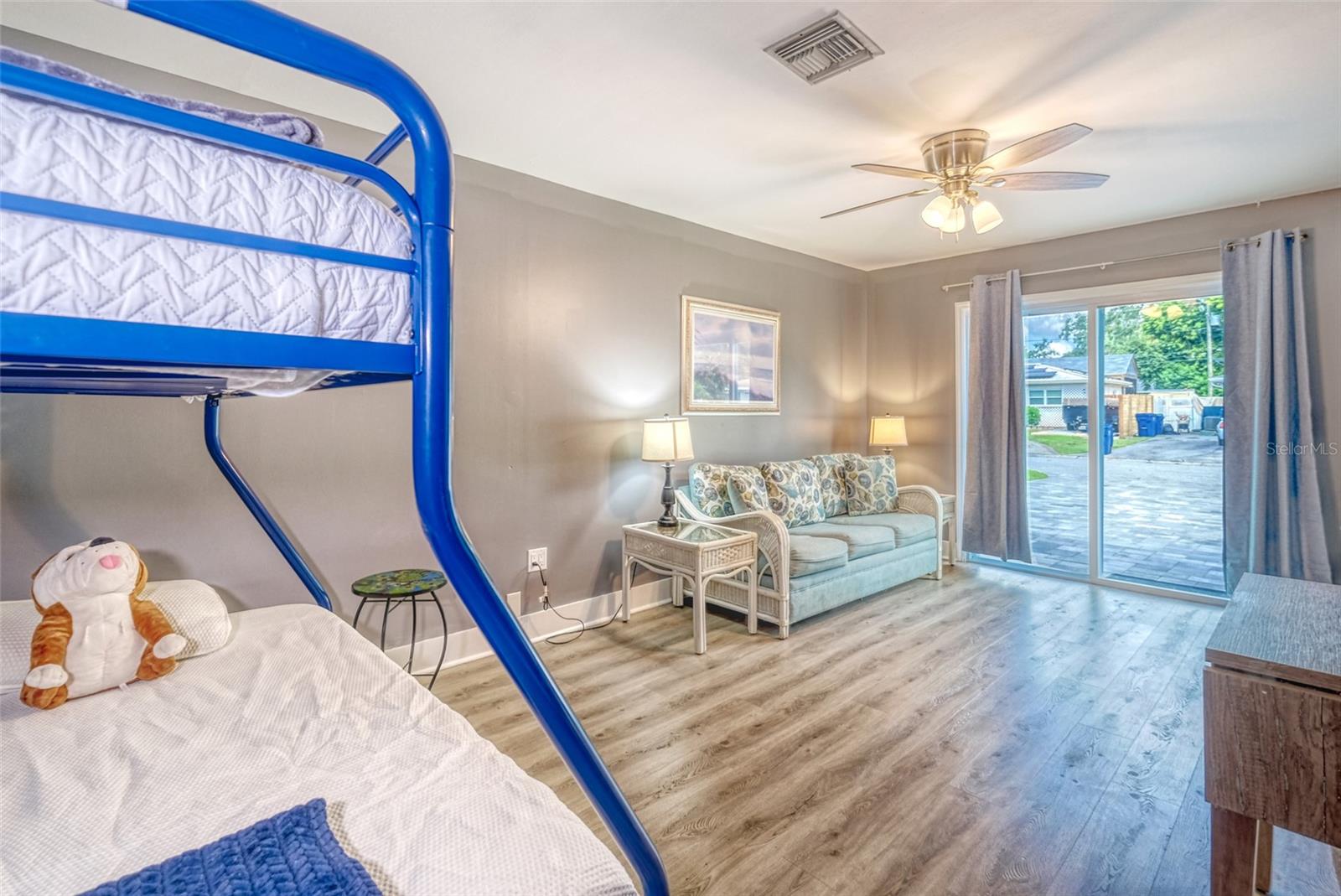 BAY PINES ESTATES - Residential Lease
