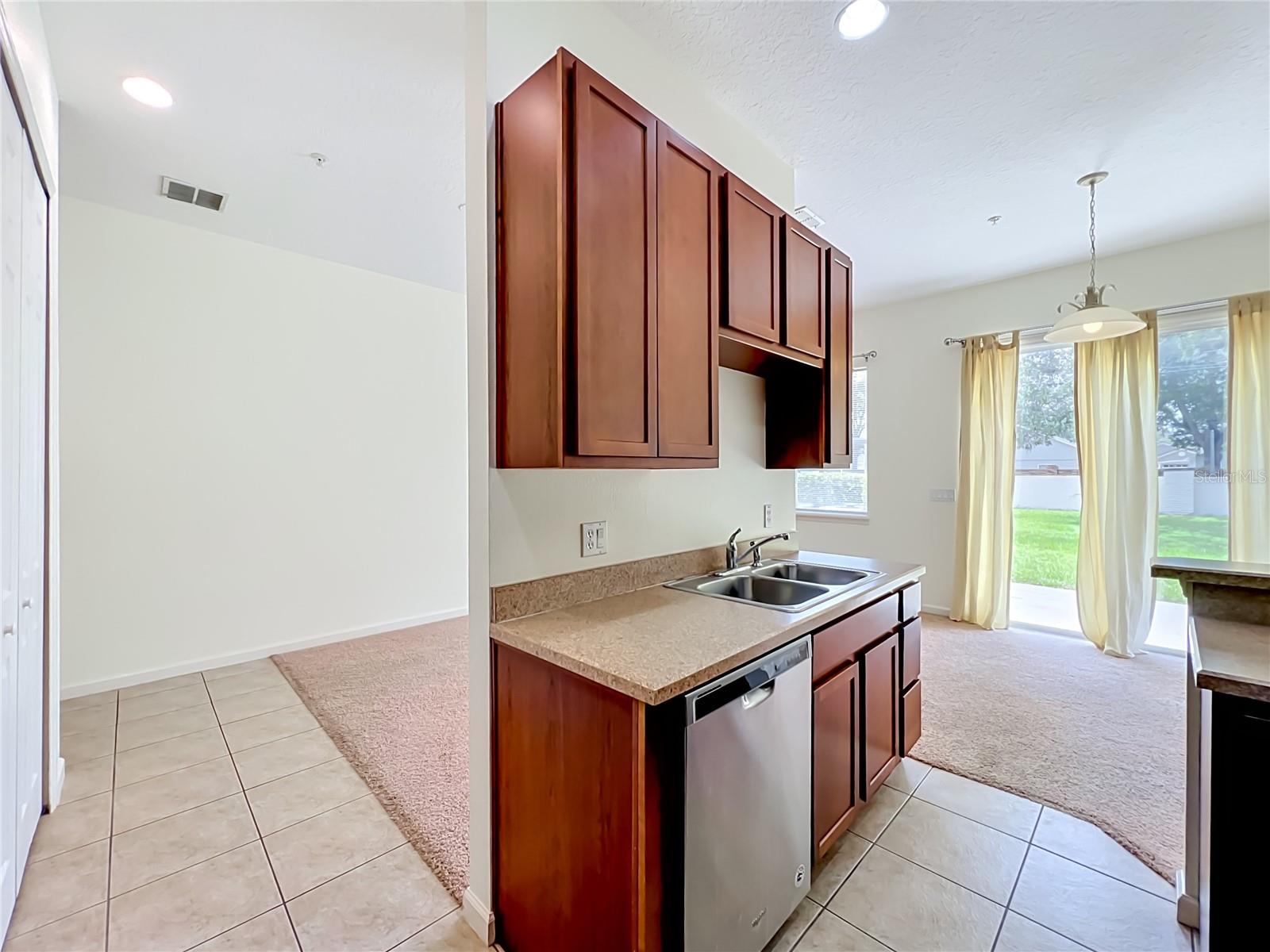 600 NORTHERN WAY 1804