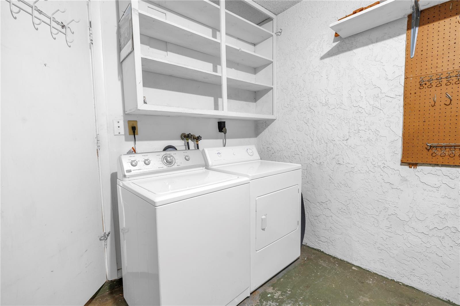 LAKE ALISON SUB PH II - Residential