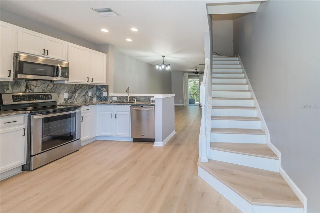 Photo of 10475 Westpark Preserve Boulevard, Tampa, FL 33625 (MLS # TB8457367)