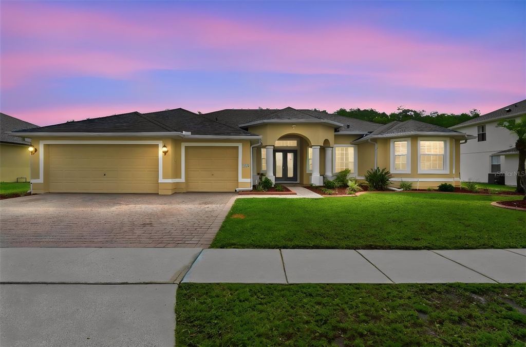 Photo of 2425 Maracaibo Drive, Kissimmee, FL 34746 (MLS # S5149767)