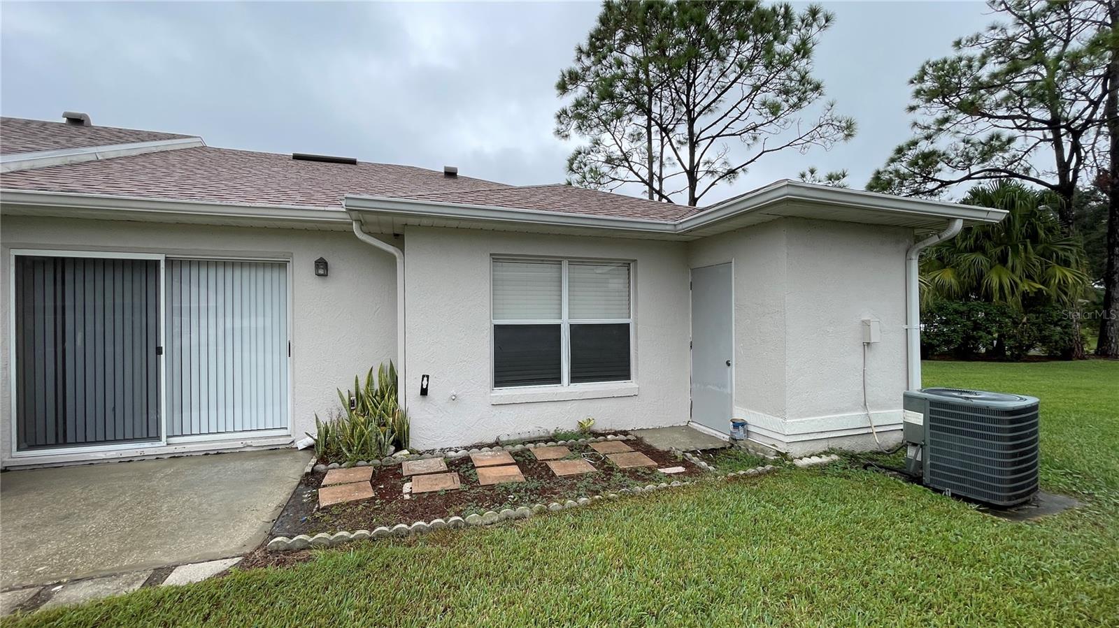 ISLAND COVE VILLAS PH 01 - Residential Lease