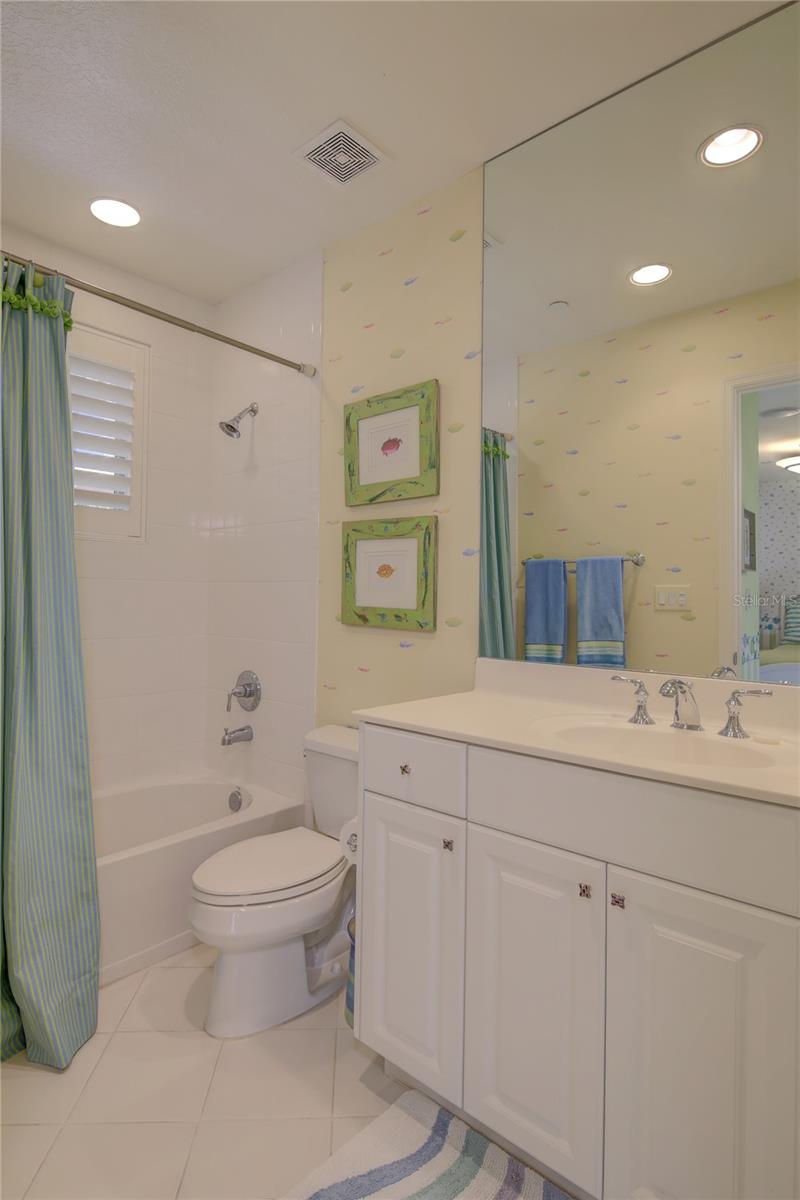 BELLE HARBOR CONDO - Residential