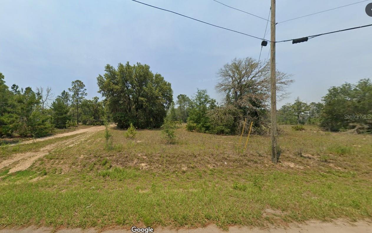 Build your dream home in the rapidly growing and serene area of Ocala. This property is nestled up to the Ocklawaha Prairie Restoration Area. Enjoy the small-town flair with annual festivals, rodeos, world-renowned fishing, and abundant hunting opportunities.