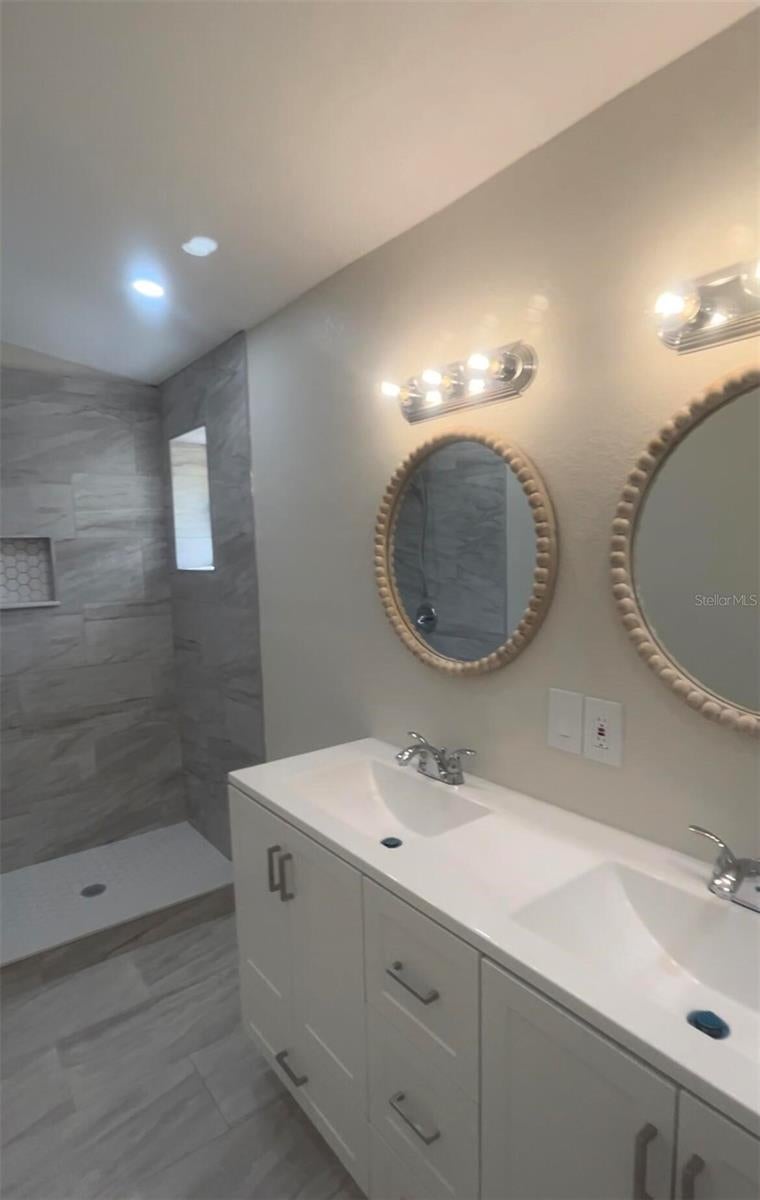 Photo of 4402 N 72nd Street, Tampa, FL 33610 (MLS # O6448155)