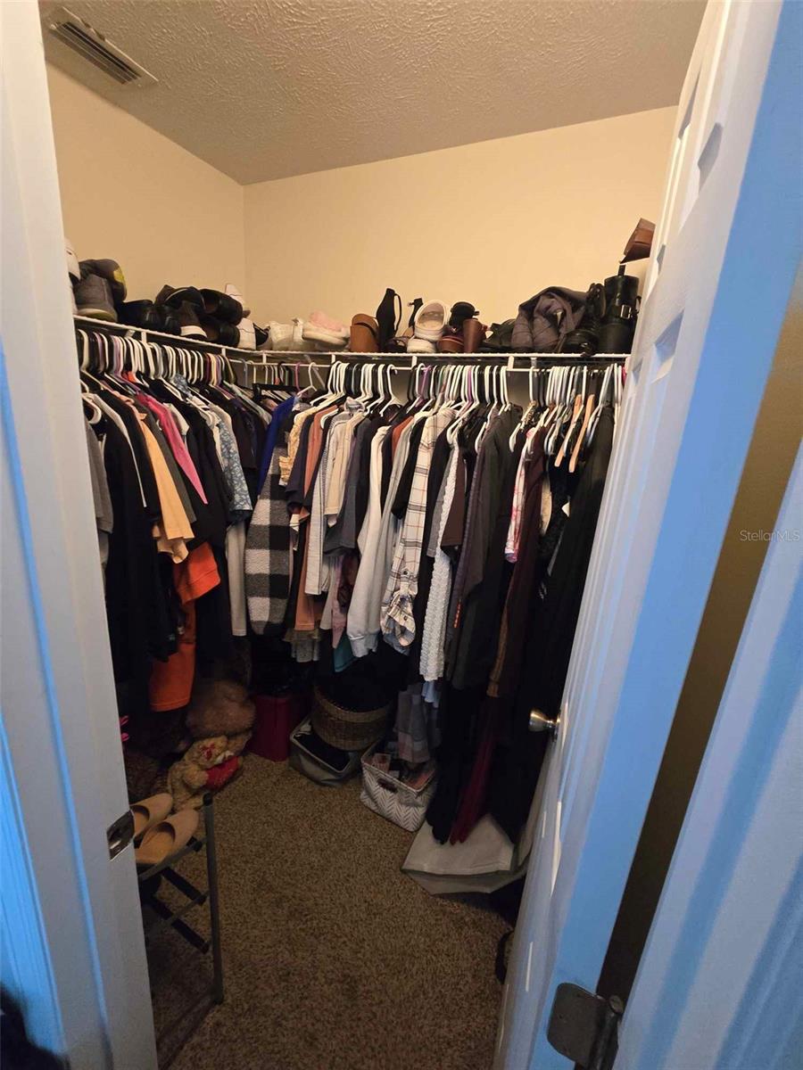 SILVER SPGS SHORES UN 20 - Residential