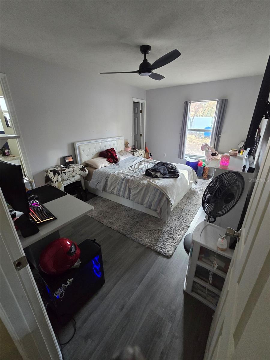 SILVER SPGS SHORES UN 20 - Residential